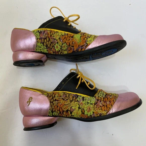 JOHN FLUEVOG DARBY FELLOWSHIP IN PINK WITH TAPESTRY ACCENT - Picture 7 of 10